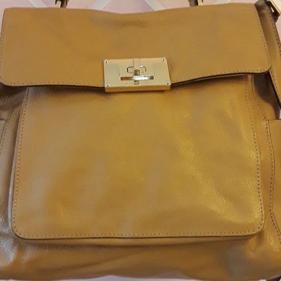 Michael Kors Pebble Leather Satchel Tan Handbag - Picture 4 of 16